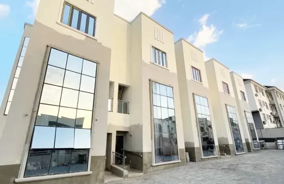 4 bed Duplex for Sale in Wuye Abuja